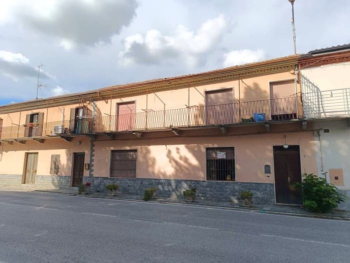 Casa con 5 locali in vendita in Piazzale Stazione, Stazione, Moncalvo