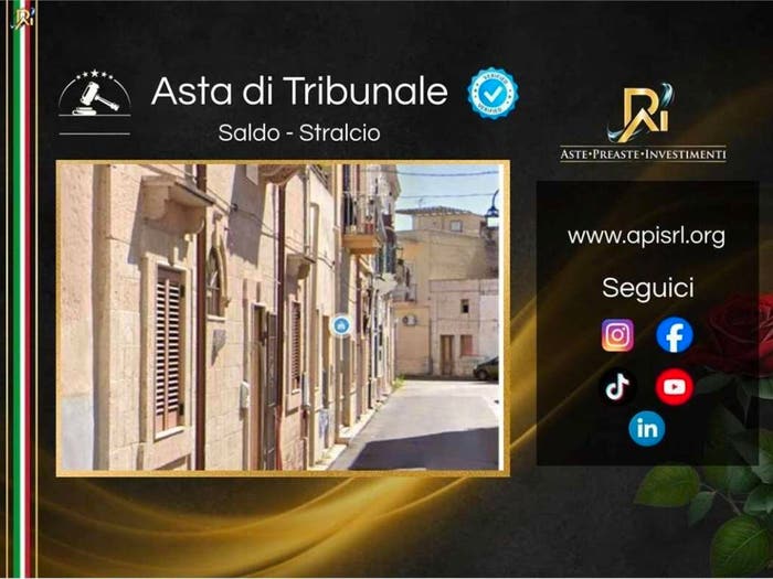 Appartamento con 6 locali in vendita in Via Conte di Torino, Centro, Pulsano