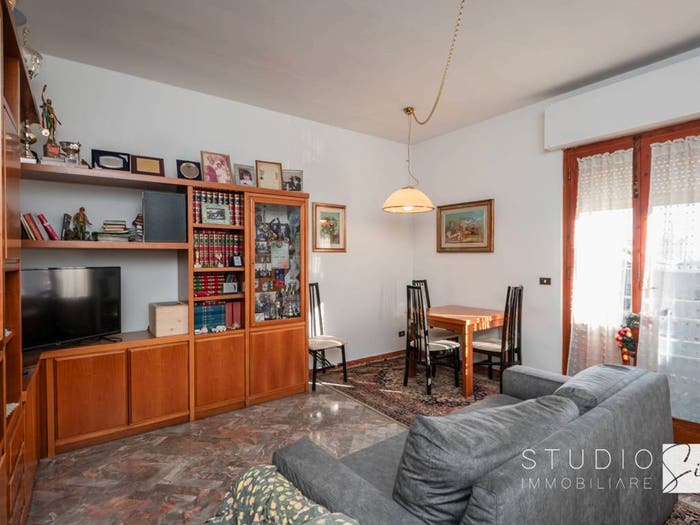 Appartamento con 5 locali in vendita in Via Rubicone, Fornacelle, Montemurlo