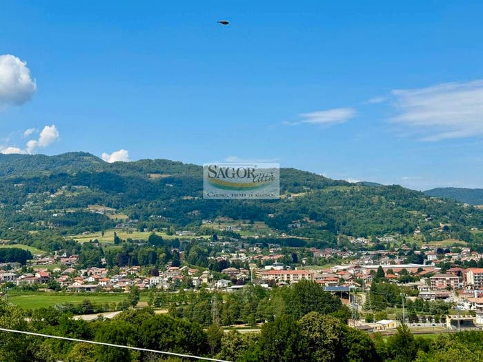 Casa con 6 locali in vendita in Strada Fonte Blancio, Luserna, Luserna San Giovanni