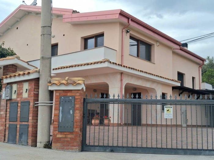 Casa con 6 locali in vendita in Via PORTACALDAIA, Centro, Penne