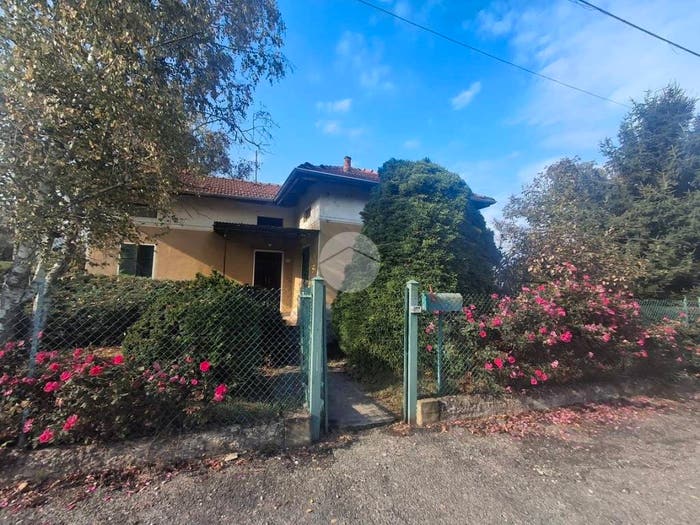 Casa quadrilocale in vendita in Via maggio, Mottalciata