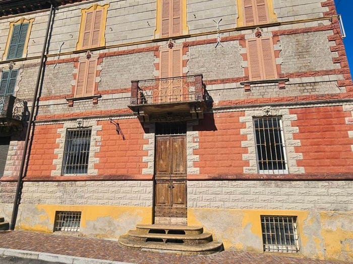 Casa trilocale in vendita in Piazza Novembre, Centro, Lenna