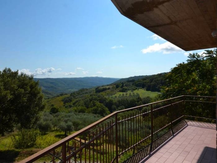 Appartamento con 6 locali in vendita in Via Servitella, Centro, Ficulle