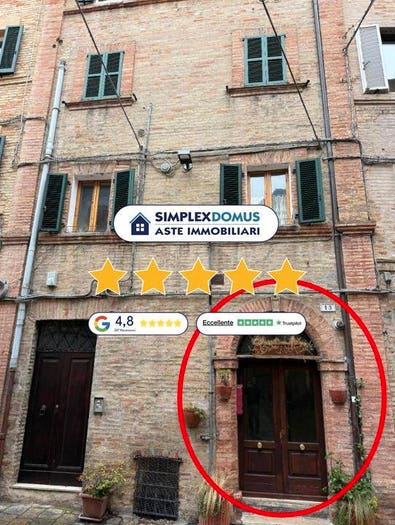 Appartamento trilocale in vendita in Via Gioberti, Centro, Macerata