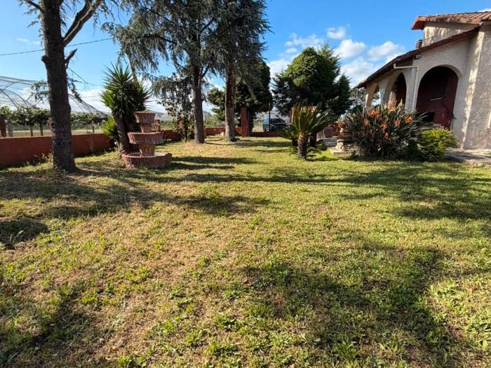 Casa quadrilocale in vendita in Via Torre Astura, Cisterna di Latina