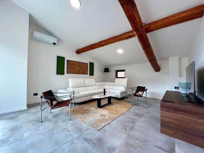 Appartamento trilocale in vendita in Via Pisani SNC, Centro, Esine