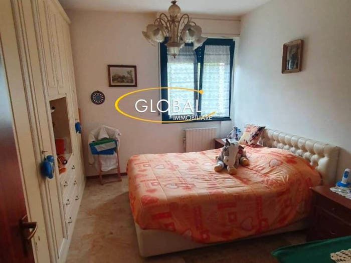 Appartamento quadrilocale in vendita in Via Ruggeri, Passo Varano, Ancona