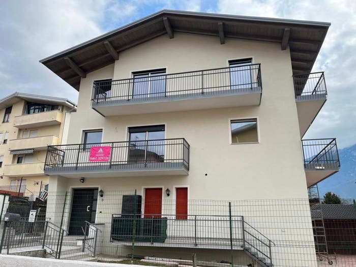 Appartamento quadrilocale in vendita in Via Tonelli, Centro, Levico Terme