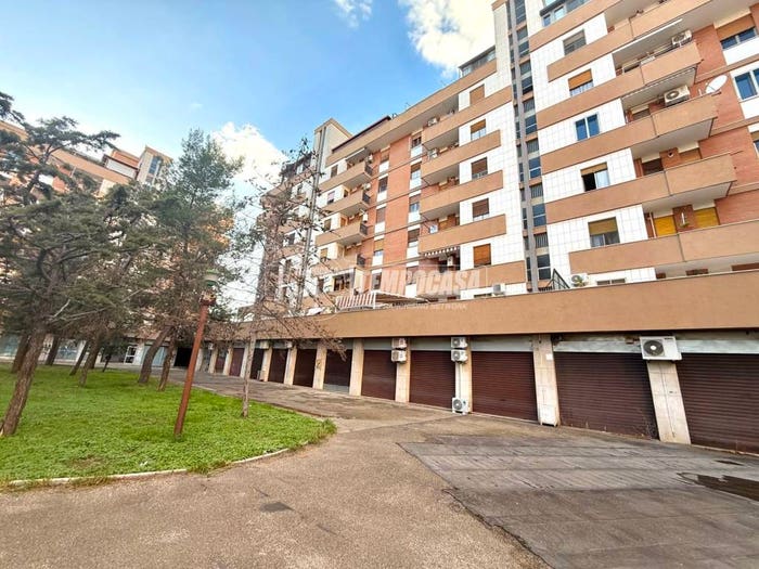 Appartamento trilocale in vendita in Viale Luigi Pinto, Piazza Aldo Moro Parco San Felice, Foggia