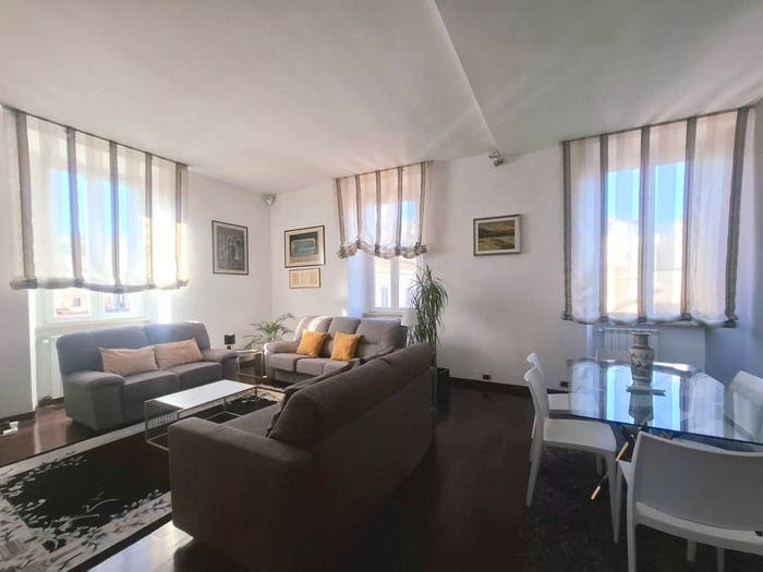 Appartamento quadrilocale in vendita in Via di Torre Argentina, Pantheon, Roma
