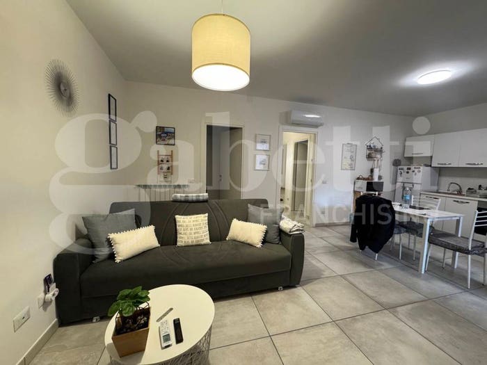 Appartamento quadrilocale in vendita in Corso Garibaldi snc, Centro, Orte
