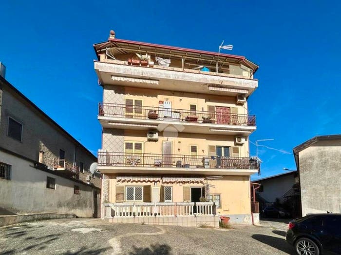 Appartamento trilocale in vendita in Via Bellavista, Laurignano, Dipignano