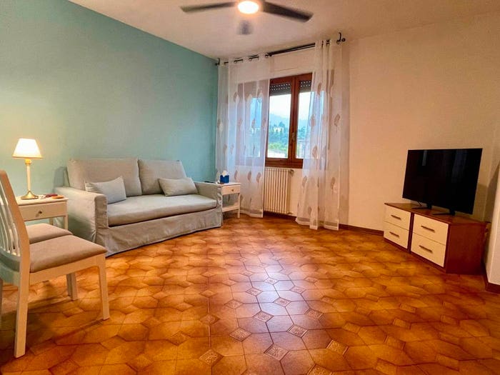 Appartamento quadrilocale in vendita in Viale Guglielmo Marconi, Centro, Pescia