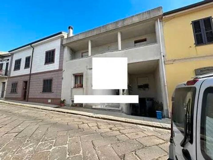 Casa quadrilocale in vendita in Via C Cavour, Ittiri