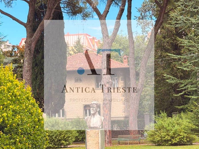 Casa con 6 locali in vendita in Via Antonio Canova, Centro, Gorizia