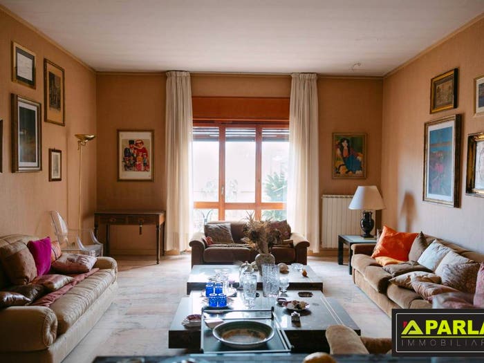 Casa con 6 locali in vendita in Via Tenente Colonnello Carrubba, Canicattì