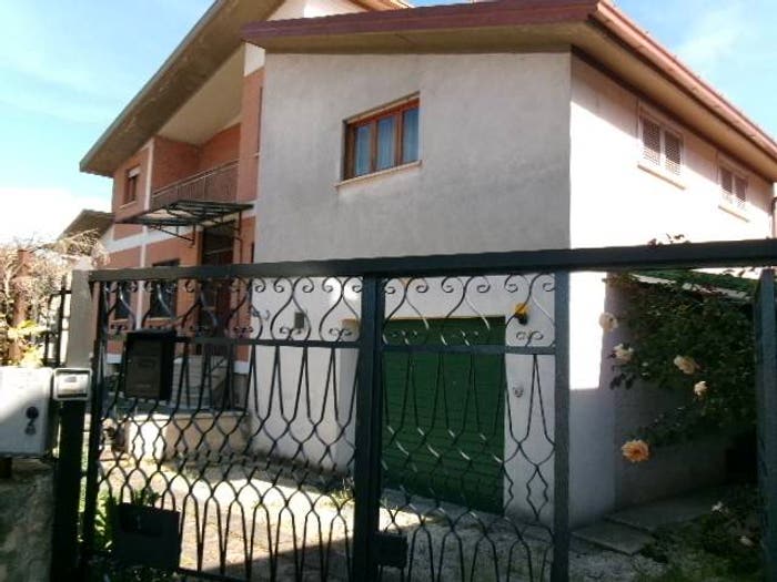 Casa con 6 locali in vendita in Corso Talamo, Cappelle, Scurcola Marsicana