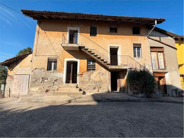 Casa con 6 locali in vendita in VIA Selvaregina, Brugnola, Cantù
