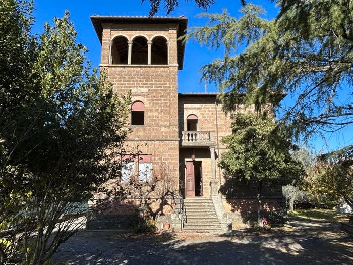 Casa con 6 locali in vendita in Viale degli Eroi, Centro, Fabrica di Roma