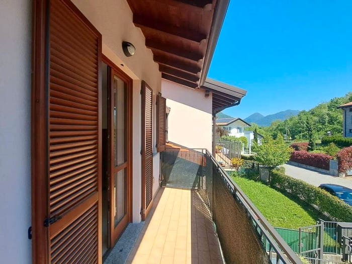 Appartamento bilocale in vendita in Via Ai Ronchi, Proserpio