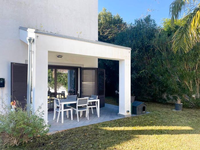 Casa con 6 locali in vendita in Via Temi, Partanna, Palermo