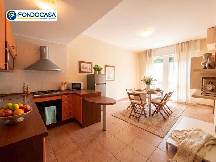 Appartamento trilocale in vendita in Via Orti Del Largo, Centro, Ceriale