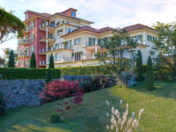 Appartamento trilocale in vendita in Via Monsignor Scavini, Arizzano