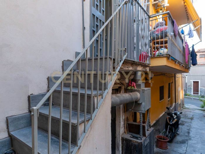 Casa monolocale in vendita in Via Croce, Centro Storico, Catania