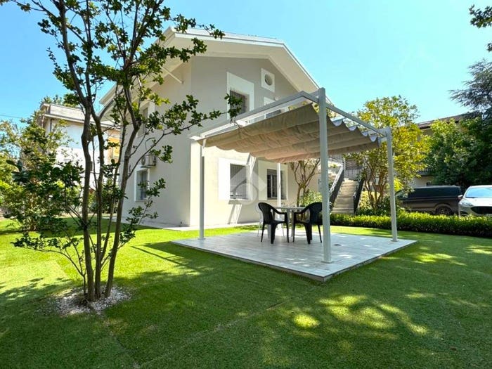 Casa con 6 locali in vendita in Viale A Palladio, Valverde, Cesenatico