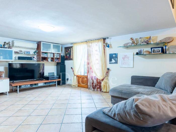 Casa con 6 locali in vendita in Via Marsala, Riglione Oratoio, Pisa