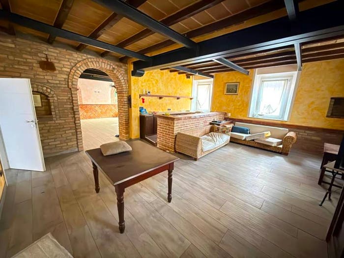 Appartamento quadrilocale in vendita in Via Dioscoride Vitali, Centro, Cortemaggiore
