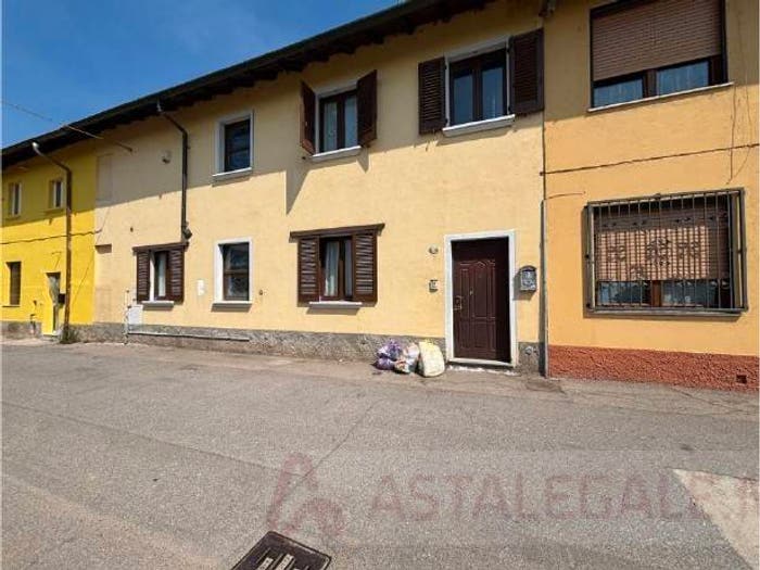 Appartamento quadrilocale in vendita in Via Monte Bianco, Centro, Nerviano
