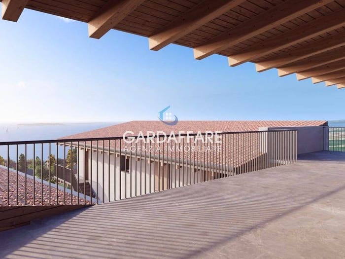 Appartamento quadrilocale in vendita in Gardoncino, Manerba del Garda