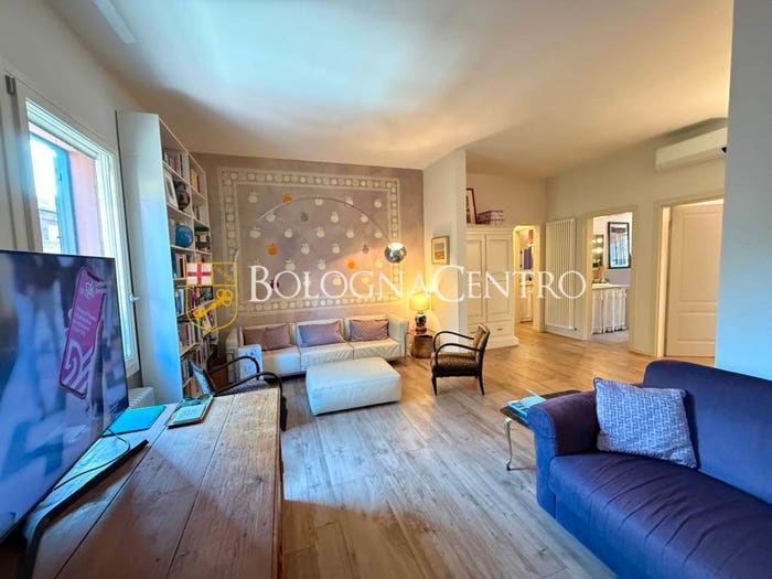 Appartamento con 6 locali in vendita in Porta San Mamolo Adze via Osservanza, Colli San Mamolo, Bologna