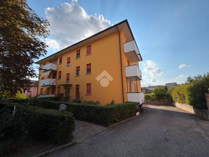 Appartamento quadrilocale in vendita in Via costa bazzano, Bazzano, Neviano degli Arduini
