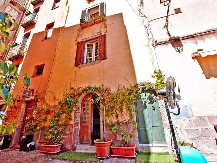 Casa quadrilocale in vendita in Via Santa Croce, Centro, Bosa