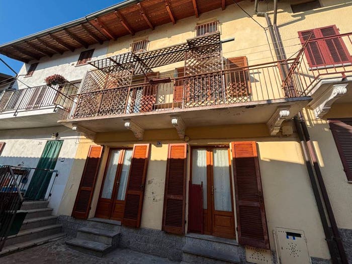 Casa con 5 locali in vendita in Via Riva di Levante, Cavaglià