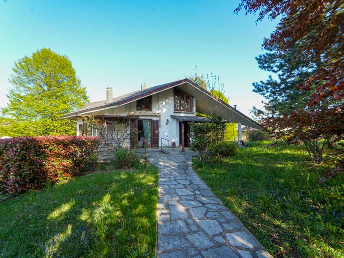 Casa con 6 locali in vendita in Via Ambovo, Centro, Borgo San Dalmazzo