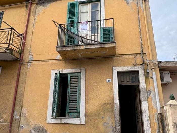 Casa quadrilocale in vendita in Via Comunale Zafferia, Larderia, Messina