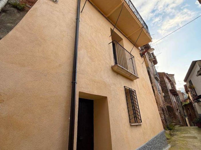 Casa trilocale in vendita in Via Progresso, Centro, Badolato