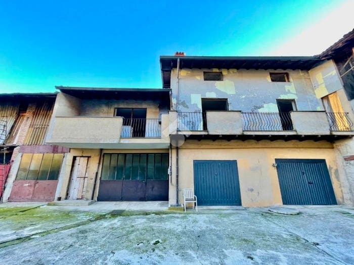 Casa trilocale in vendita in Via A Locatelli, Centro, Filago