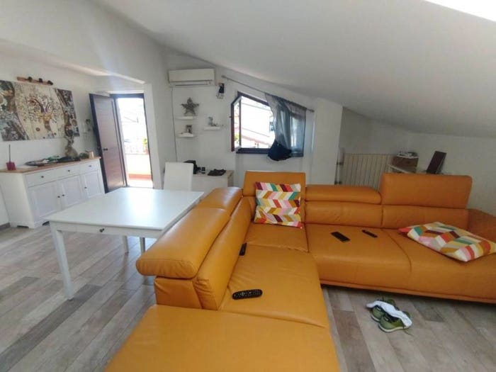 Appartamento quadrilocale in vendita in Mirteto, Massa