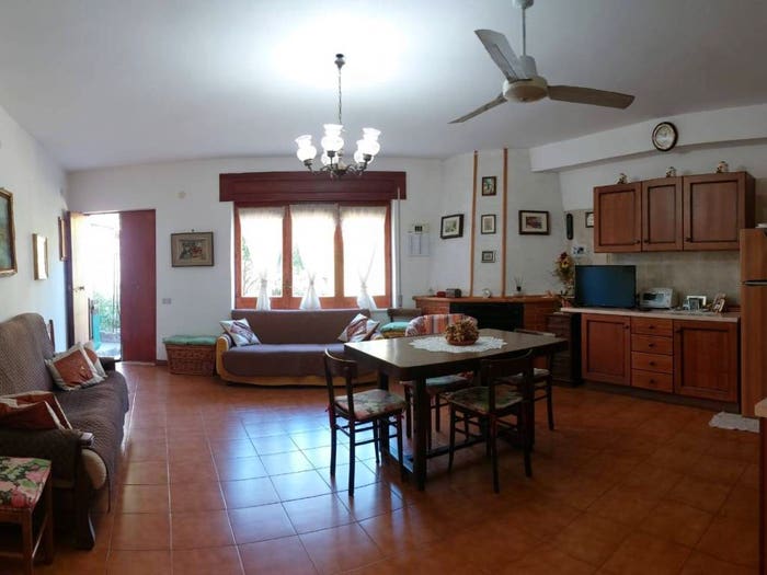 Appartamento trilocale in vendita in Via Santa Maria della Stella, Centro, Pisciotta