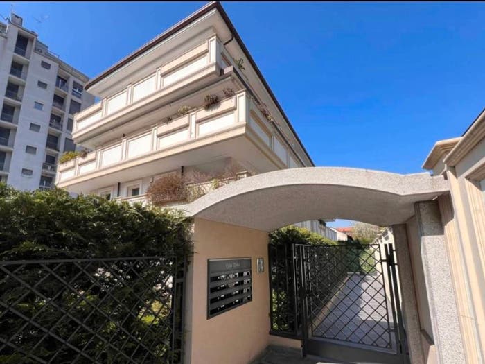 Appartamento con 5 locali in vendita in Via Cardinal Andrea Ferrari, Cesano Maderno