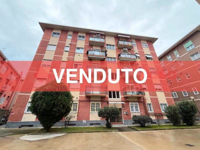 Appartamento trilocale in vendita in Via Repubblica, Centro, Cesano Boscone