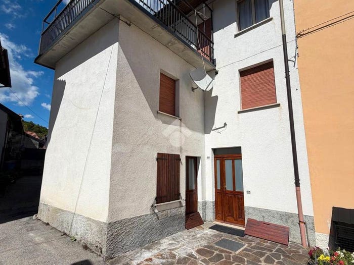 Casa con 5 locali in vendita in Via Stradate, Zuglio