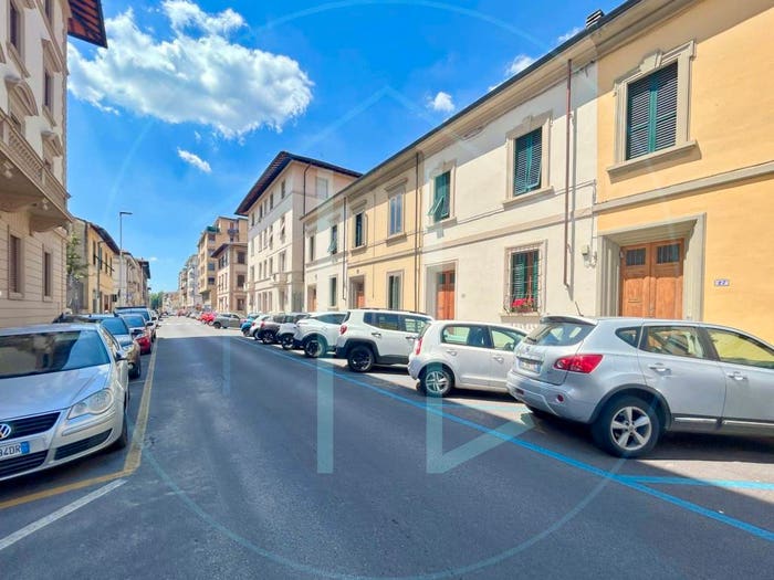 Casa con 6 locali in vendita in Via Francesco Veracini, Porta al Prato San Jacopino, Firenze