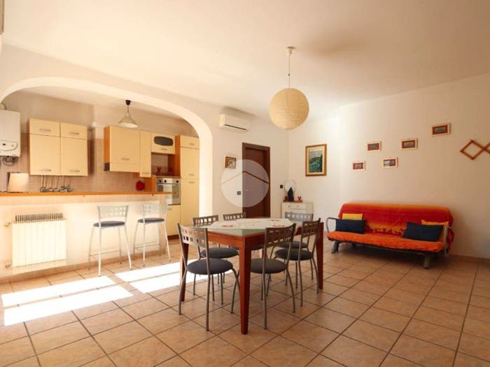 Appartamento trilocale in vendita in Via Versilia, Lungomare Marconi, Alba Adriatica