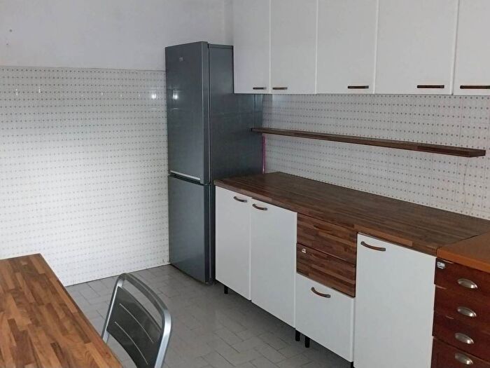 Appartamento con 5 locali in vendita in Via San Bernardino, Urbino